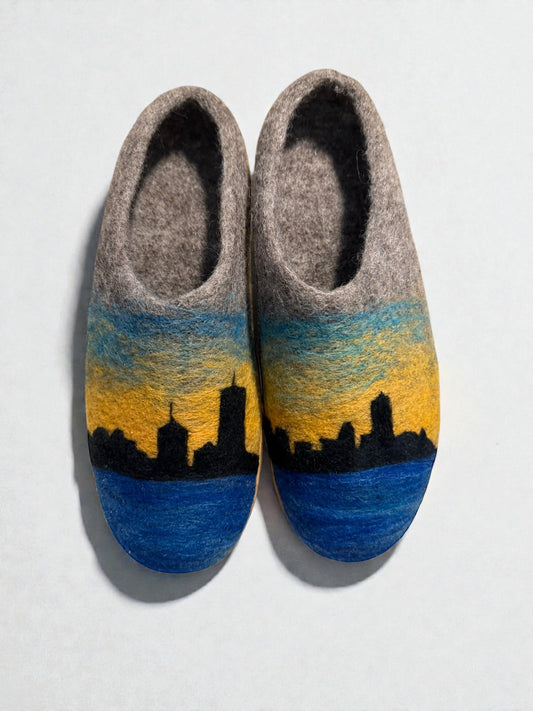 Wool Slipper with Blue Boston Skyline
