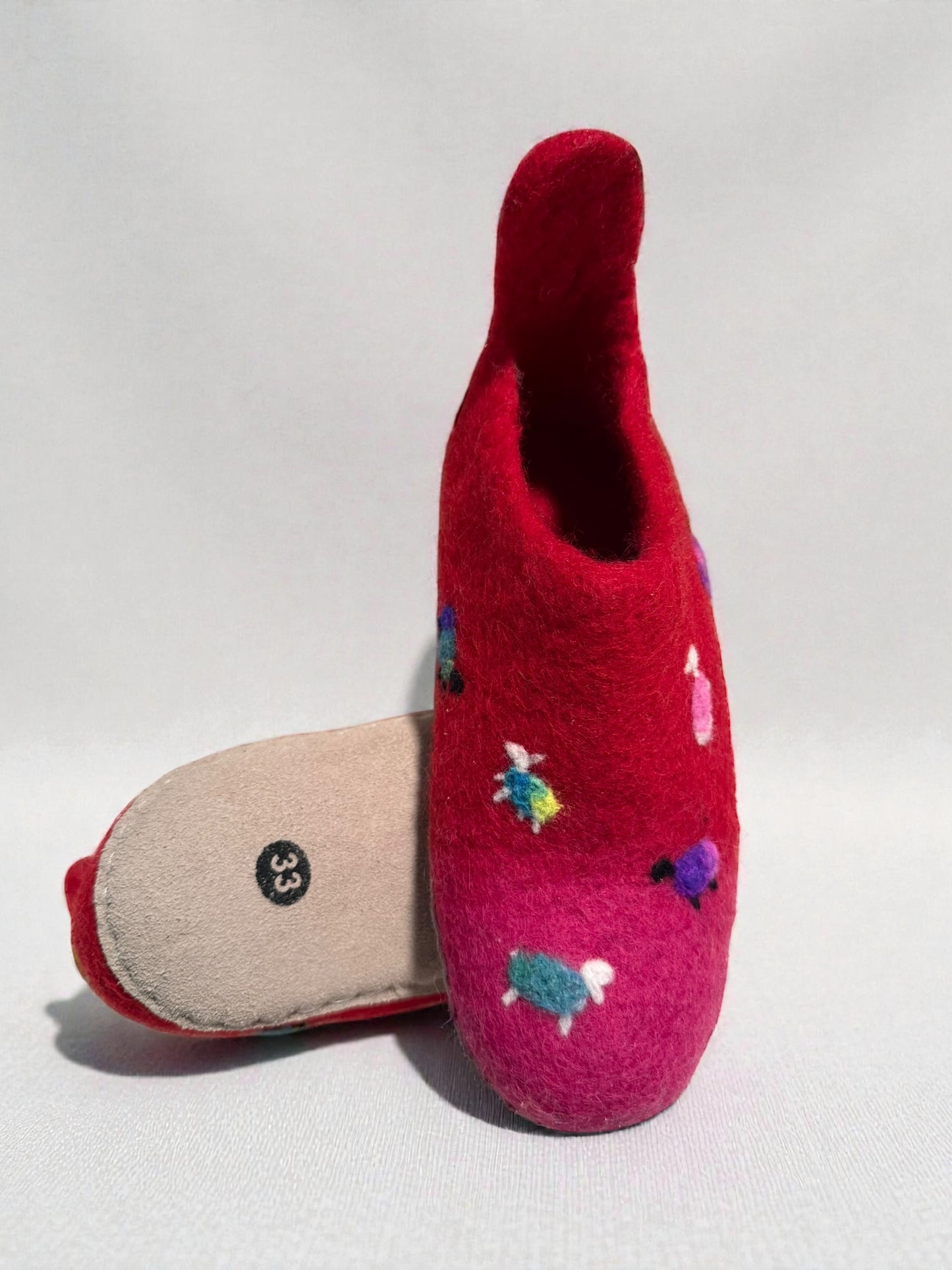 Wool Youth Slipper with Mini Sheep